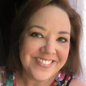 Meet your Posher, Lacy